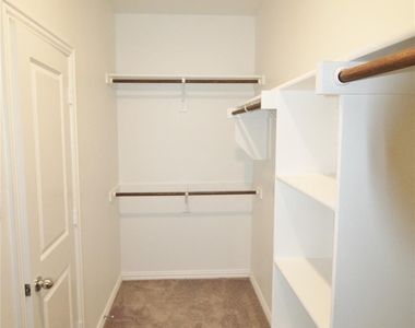 1610 Fields View Drive - Photo Thumbnail 19