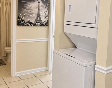 8353 Royal Palm Boulevard - Photo Thumbnail 3