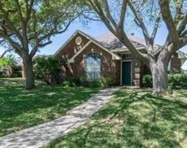 10804 Huntington Road - Photo Thumbnail 5