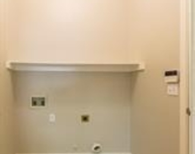 10804 Huntington Road - Photo Thumbnail 27