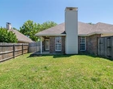 10804 Huntington Road - Photo Thumbnail 28