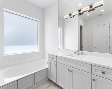 15262 Cherry Creek Lane - Photo Thumbnail 16