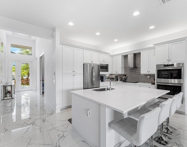 15262 Cherry Creek Lane - Photo Thumbnail 3