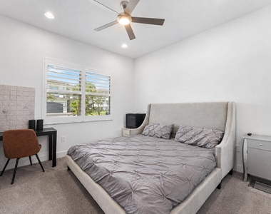 15262 Cherry Creek Lane - Photo Thumbnail 9