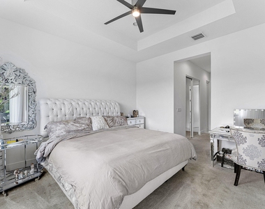 15262 Cherry Creek Lane - Photo Thumbnail 13
