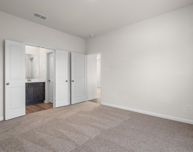 8325 White Wolf Trail - Photo Thumbnail 6
