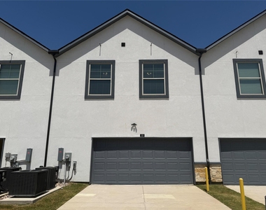 333 Buck Ridge Drive - Photo Thumbnail 18