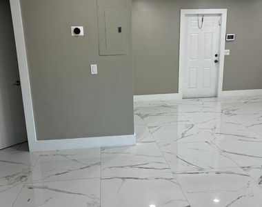 1699 Nw 7th Terrace - Photo Thumbnail 12