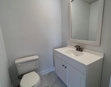 1699 Nw 7th Terrace - Photo Thumbnail 23