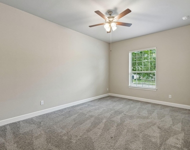 4717 Beaver Creek Drive - Photo Thumbnail 18