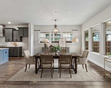 4717 Beaver Creek Drive - Photo Thumbnail 4
