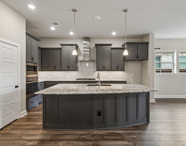 4717 Beaver Creek Drive - Photo Thumbnail 1