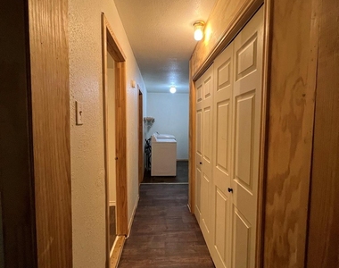 440 Humphrey Street - Photo Thumbnail 7