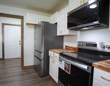 6700 Colquitt Road - Photo Thumbnail 10