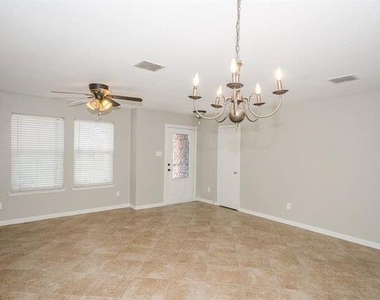 2152 Royal Acres Trail - Photo Thumbnail 1