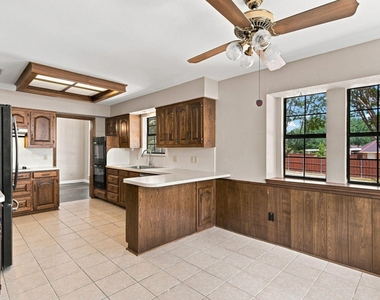 3205 Wrangler Road - Photo Thumbnail 14