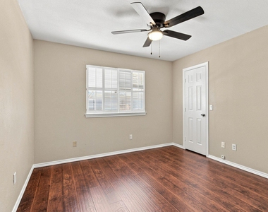3205 Wrangler Road - Photo Thumbnail 22