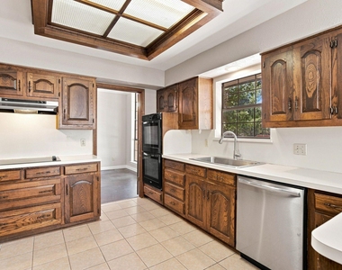 3205 Wrangler Road - Photo Thumbnail 11