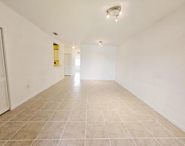 1157 Golden Lakes Boulevard - Photo Thumbnail 3