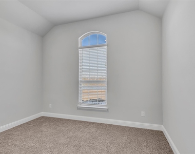 4804 Dewy Rose Lane - Photo Thumbnail 9