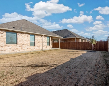 4804 Dewy Rose Lane - Photo Thumbnail 28