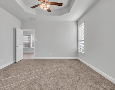 4804 Dewy Rose Lane - Photo Thumbnail 4