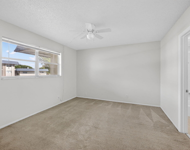 7925 S Colony Circle - Photo Thumbnail 11