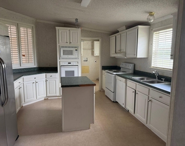 230 Vz County Road 3849 - Photo Thumbnail 4