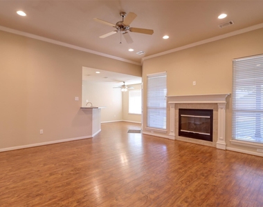 6218 Cynthia Drive - Photo Thumbnail 12