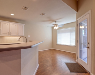 6218 Cynthia Drive - Photo Thumbnail 14
