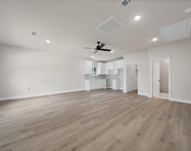 659 Holcomb Road - Photo Thumbnail 28