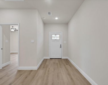 659 Holcomb Road - Photo Thumbnail 16