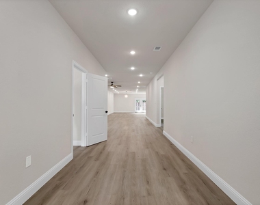 659 Holcomb Road - Photo Thumbnail 17