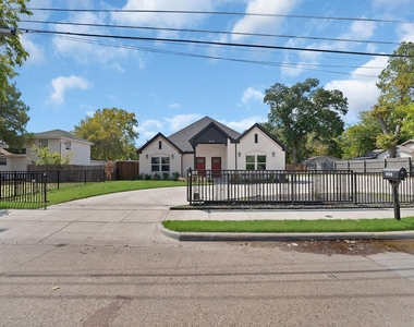 659 Holcomb Road - Photo Thumbnail 1