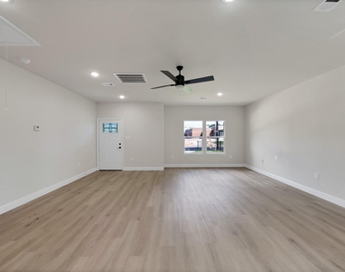 659 Holcomb Road - Photo Thumbnail 33