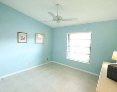 8184 Se Villa Way - Photo Thumbnail 10