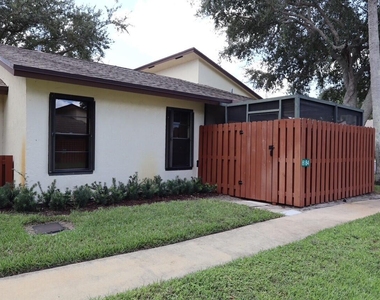8184 Se Villa Way - Photo Thumbnail 15