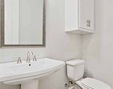 6305 Smithwick - Photo Thumbnail 18