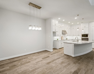 6305 Smithwick - Photo Thumbnail 5