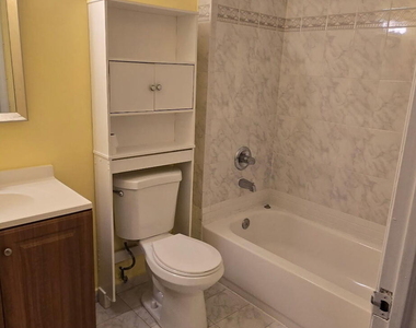 2210 Nw 34th Street - Photo Thumbnail 11
