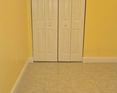 2210 Nw 34th Street - Photo Thumbnail 8