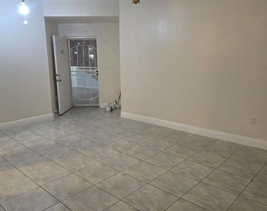 2210 Nw 34th Street - Photo Thumbnail 6