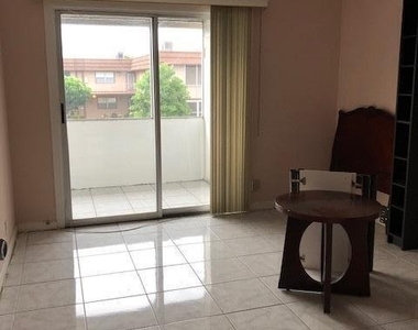 368 Brittany Avenue - Photo Thumbnail 4