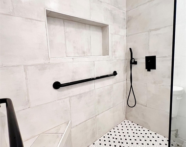 1542 E Ohio Avenue - Photo Thumbnail 12