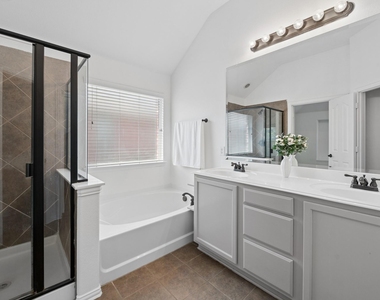 2405 Marble Canyon Drive - Photo Thumbnail 26