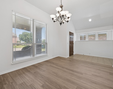 2405 Marble Canyon Drive - Photo Thumbnail 5