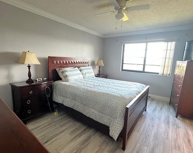 9300 Sw 8th Street - Photo Thumbnail 16