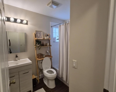 3574 Danbury Court - Photo Thumbnail 19