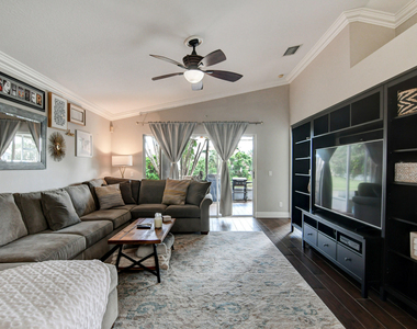 3574 Danbury Court - Photo Thumbnail 8
