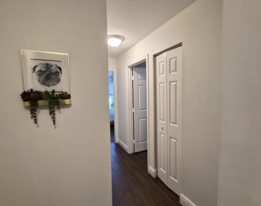 3574 Danbury Court - Photo Thumbnail 5